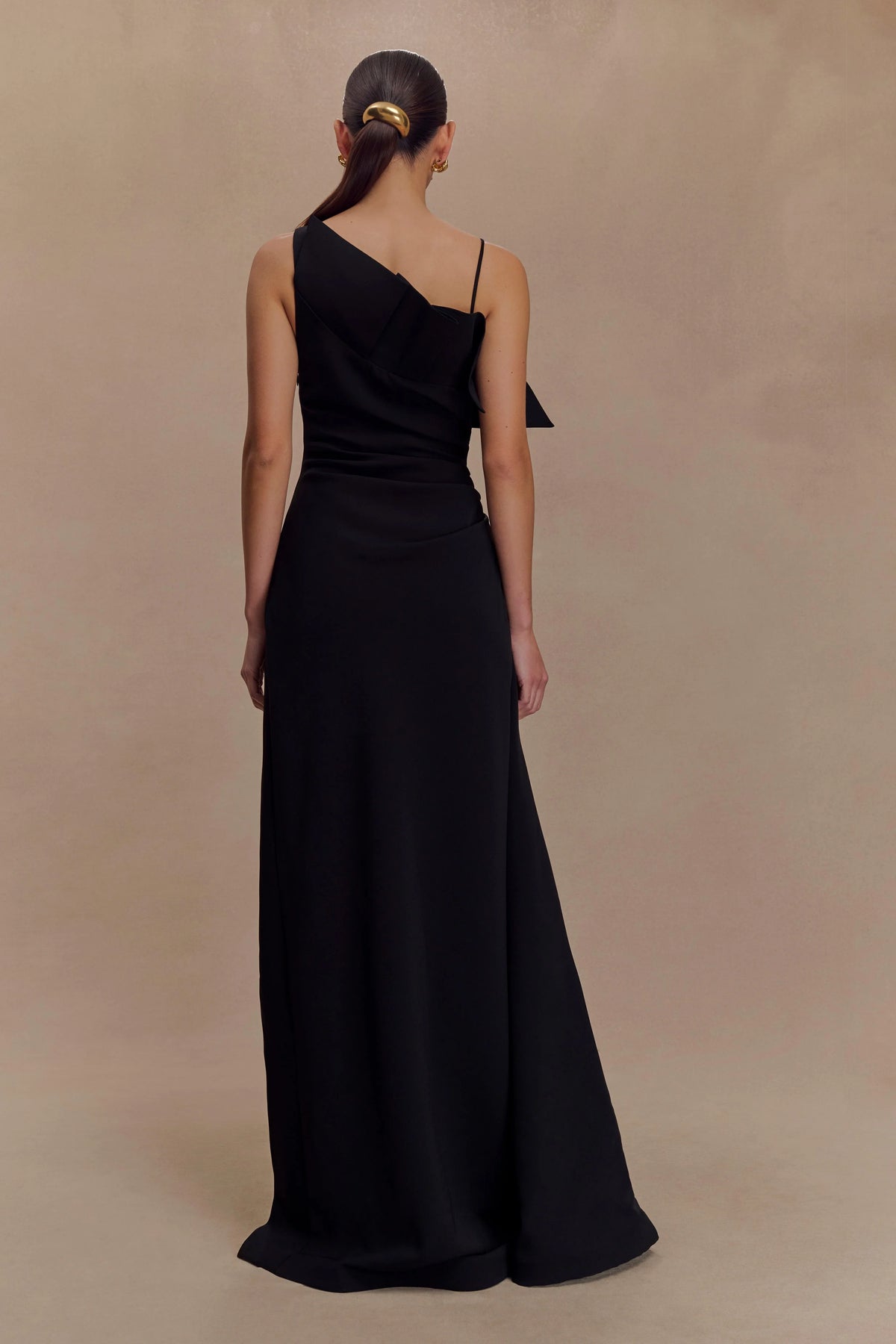 Adalyn One Shoulder Crepe Maxi Dress Black