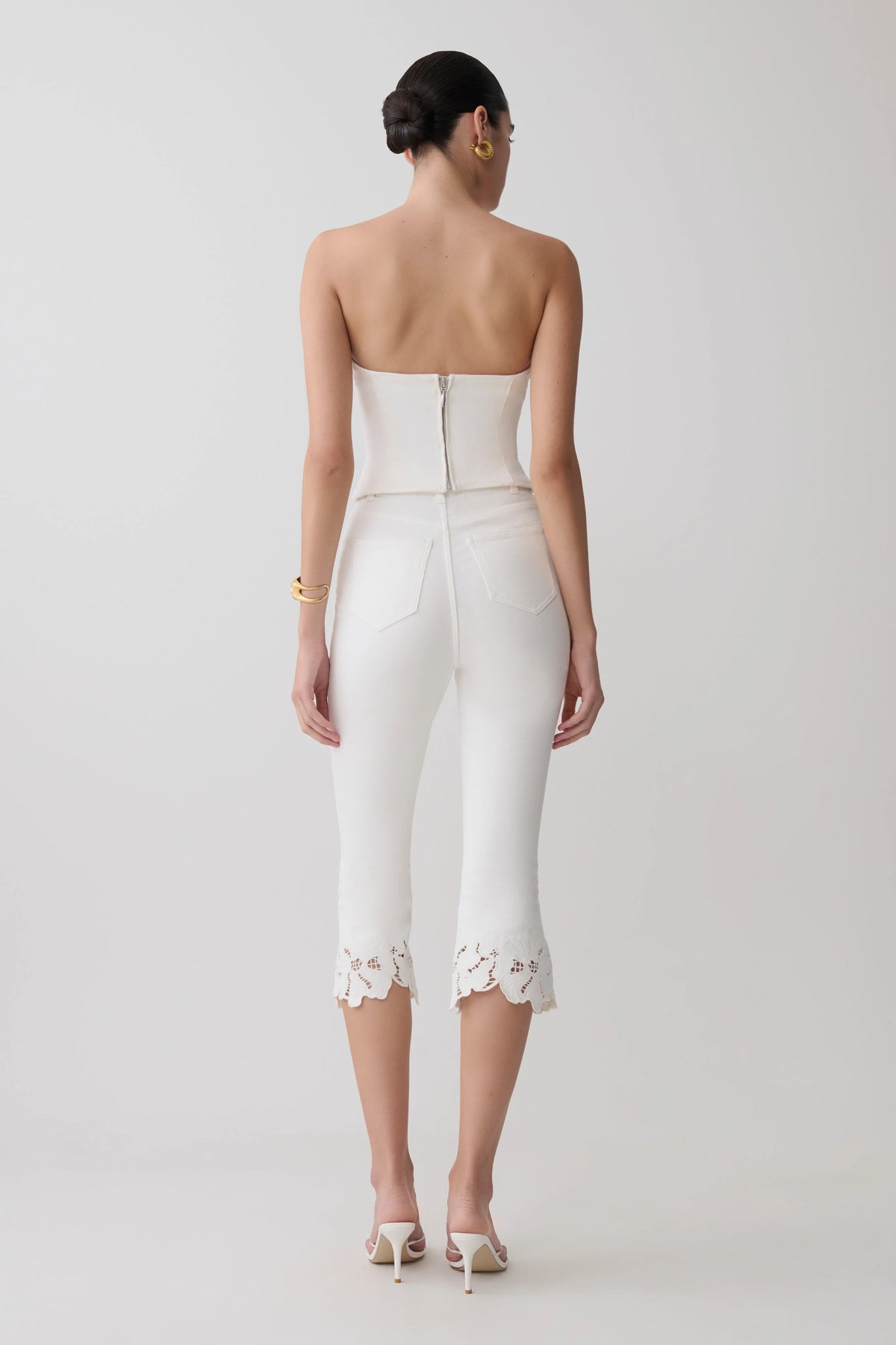 Tillie Flower Embroidery Denim Capris White