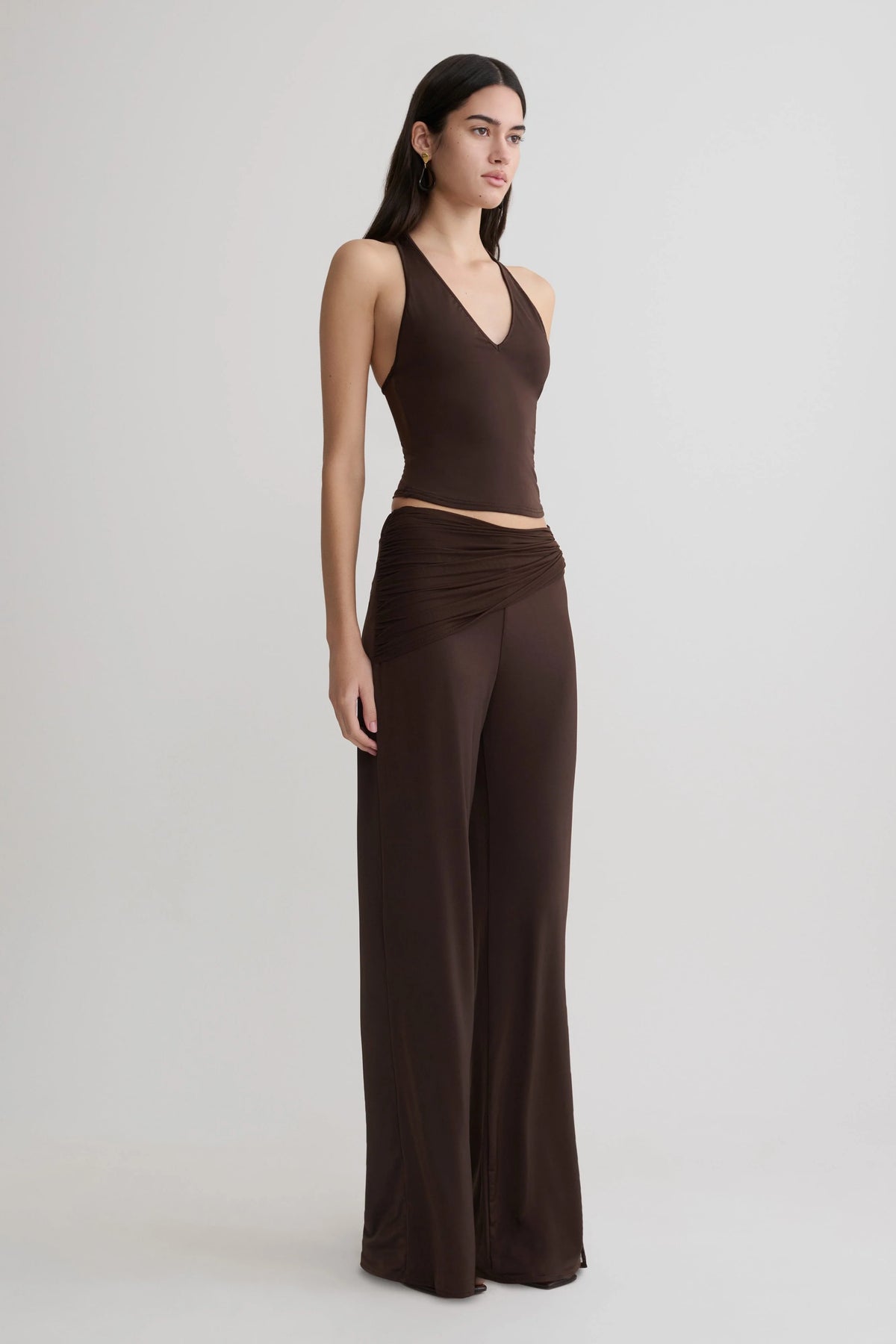 Aspyn Slinky Gathered Wide Leg Pants Chocolate