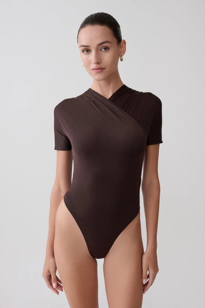 Junie Shortsleeve Cross Over Bodysuit Chocolate
