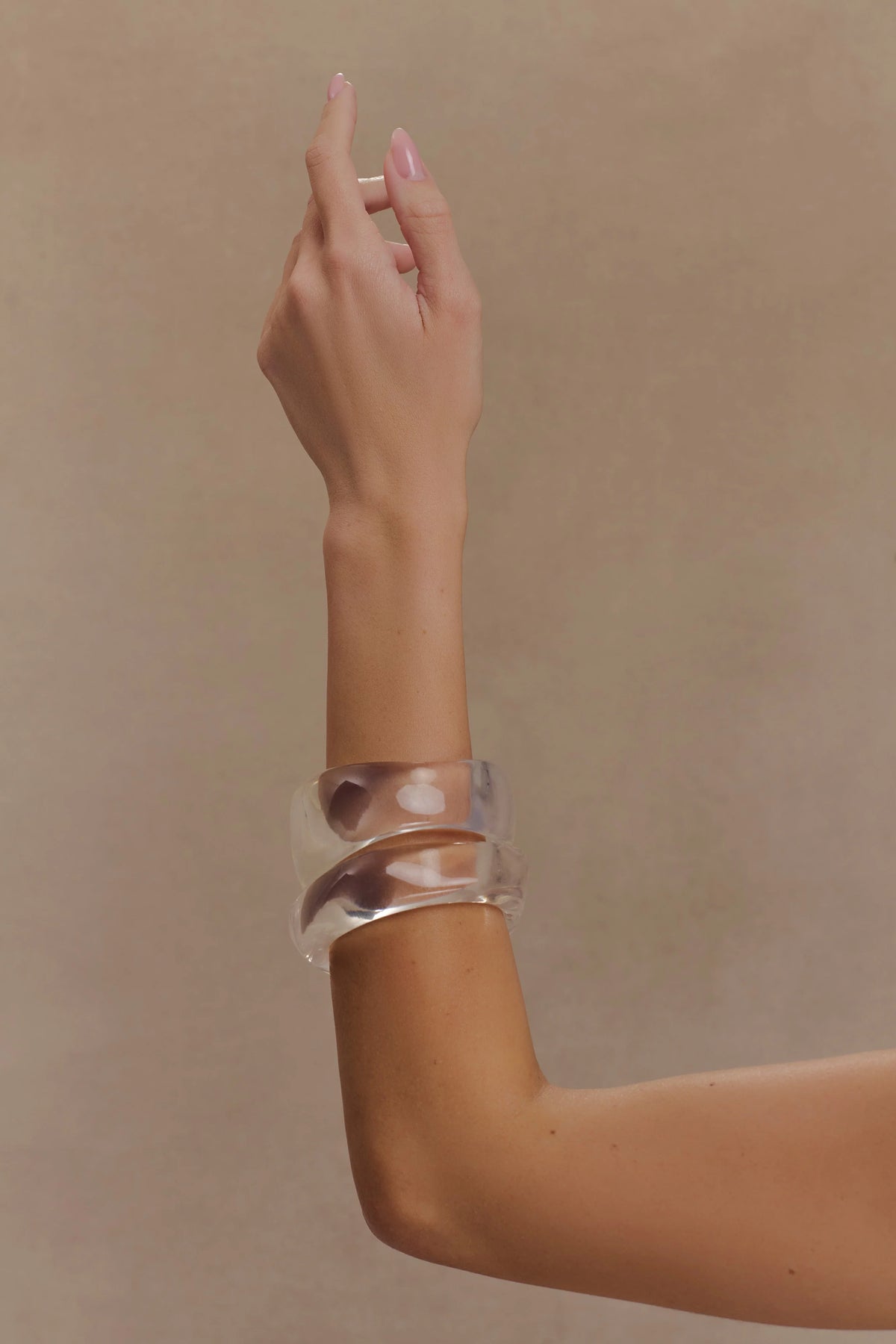 Marah Resin Bangle Set Clear