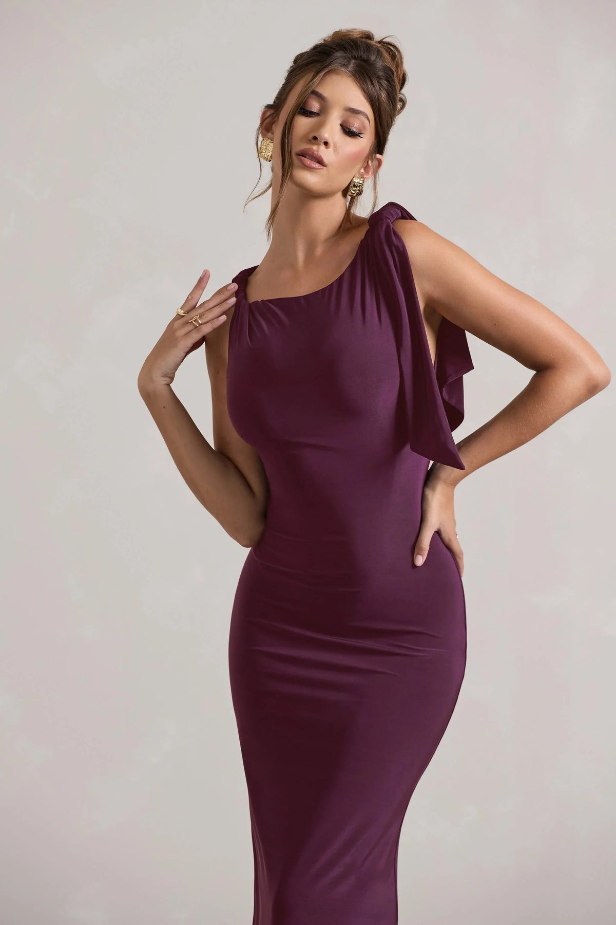 Kacey Plum Twisted Knot Maxi Dress