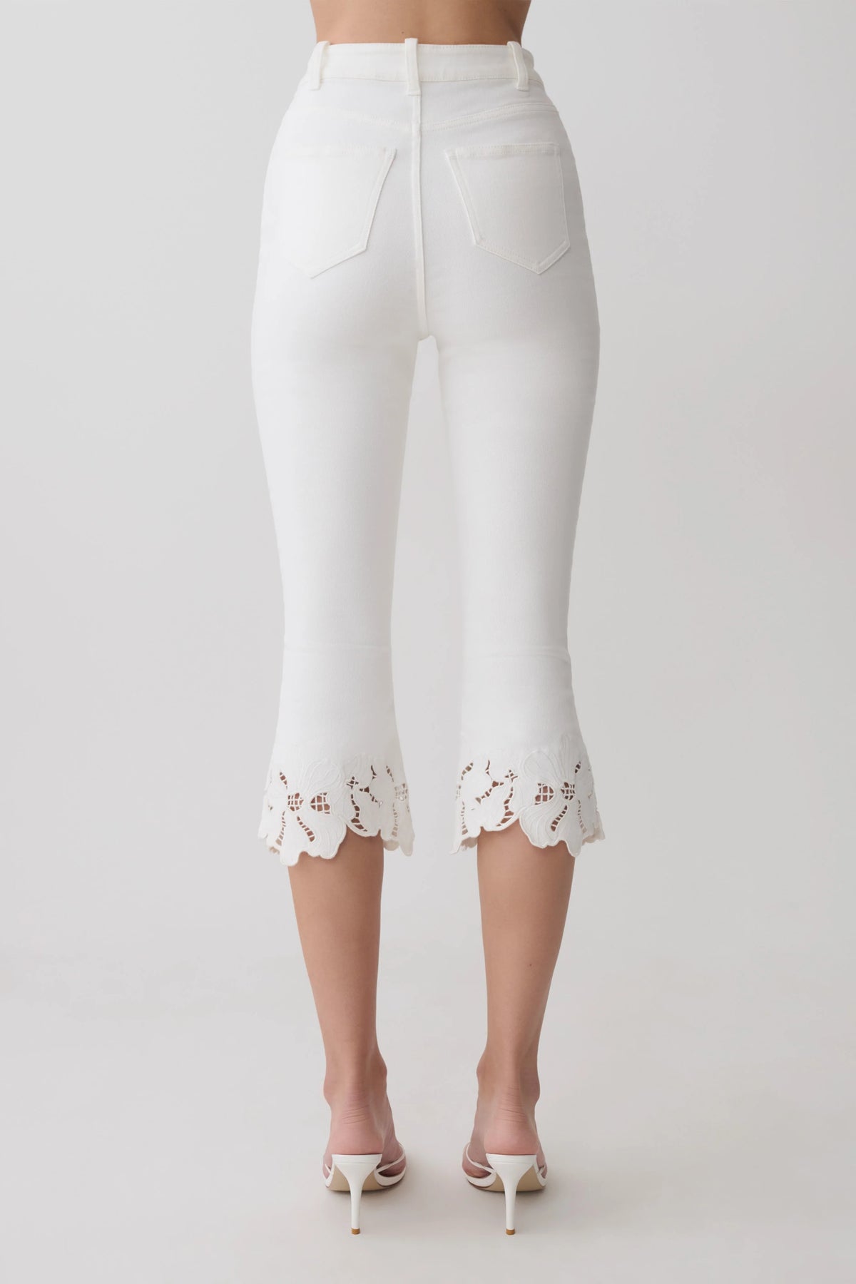 Tillie Flower Embroidery Denim Capris White