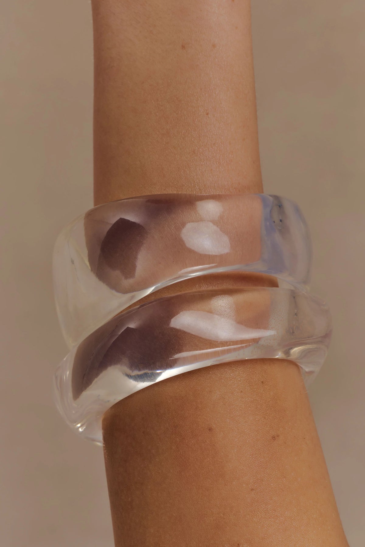 Marah Resin Bangle Set Clear