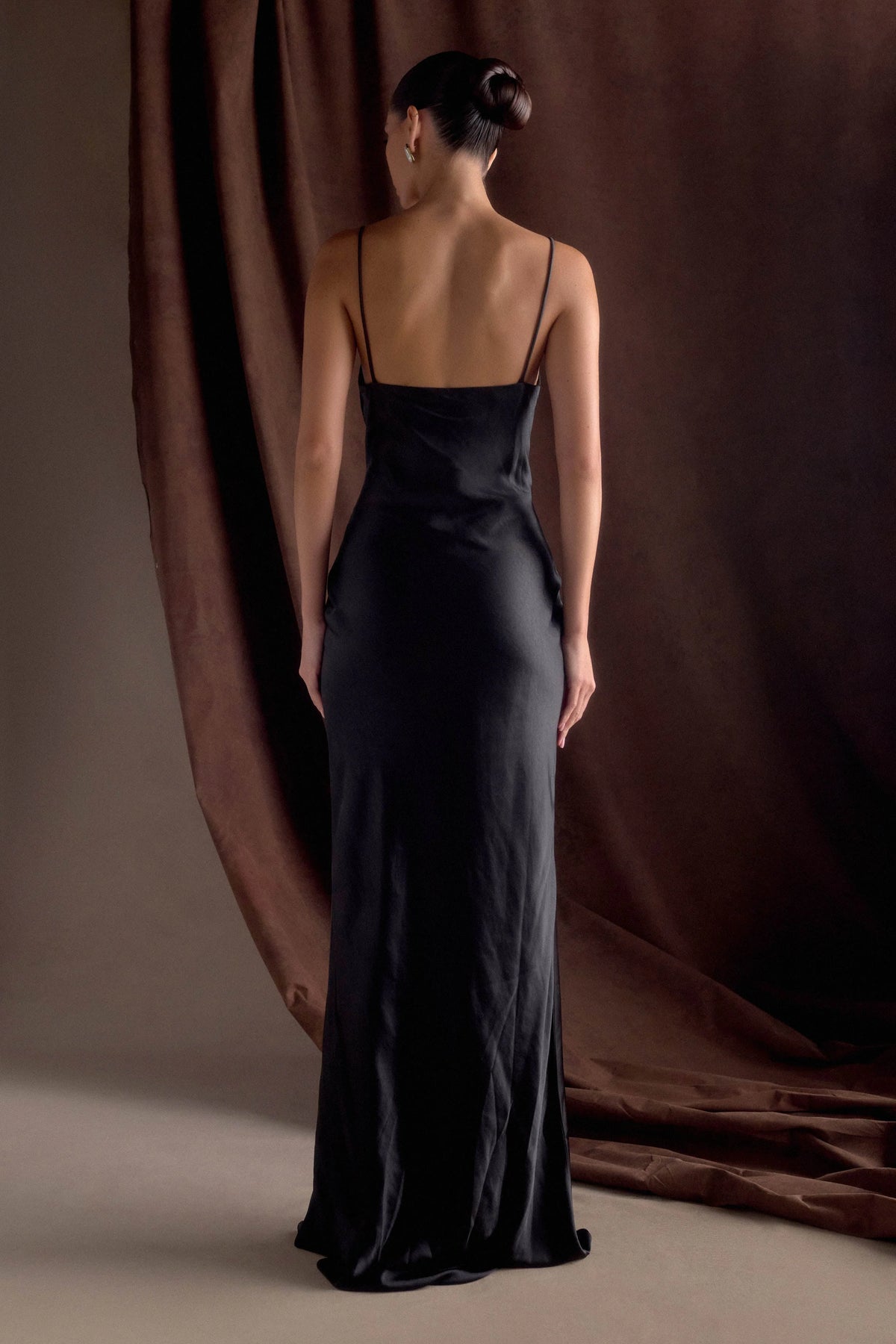 Lilly Sweetheart Satin Maxi Dress Black