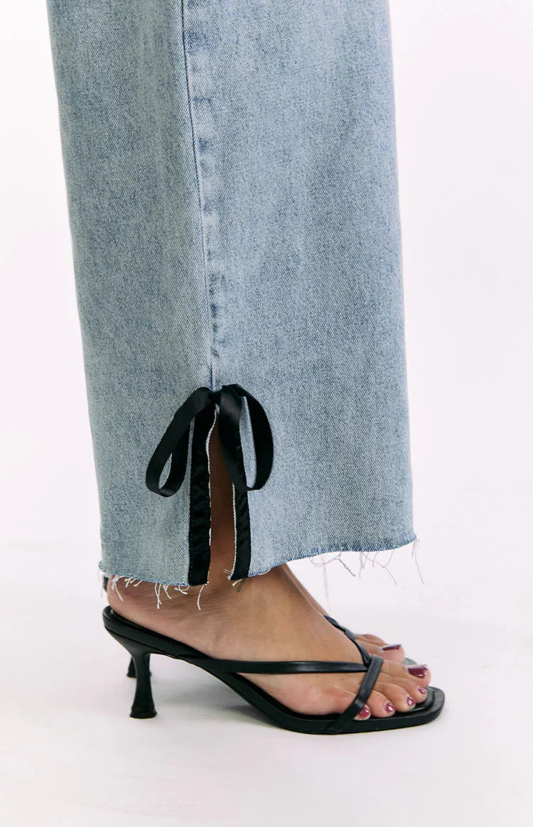 Willabelle Light Wash Denim Bow Hem Low Rise Jeans
