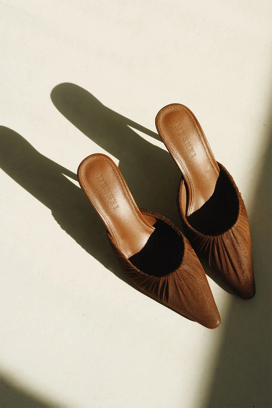 Bao Mesh Pointed Heel Chocolate