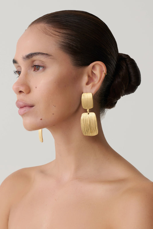 Ruelle Textured Statement Drop Earrings Gold