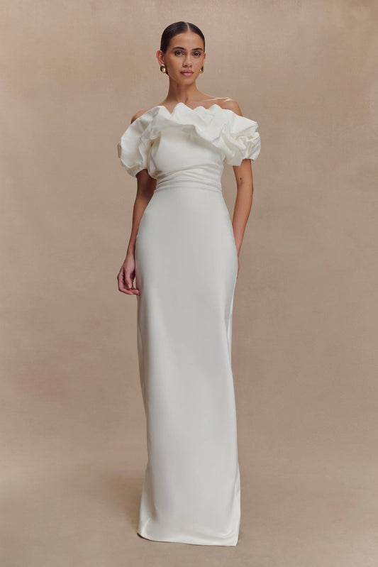 Sariya Sculptural Maxi Dress White