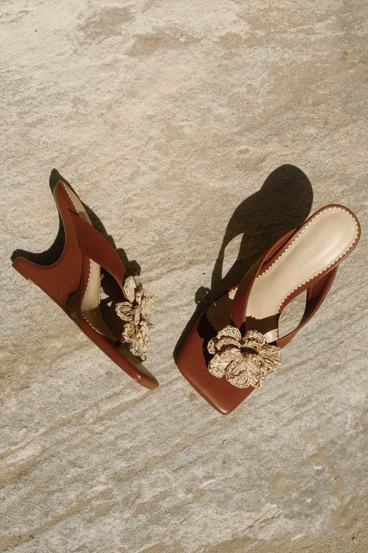 Reed Floral Raffia Heel Tan